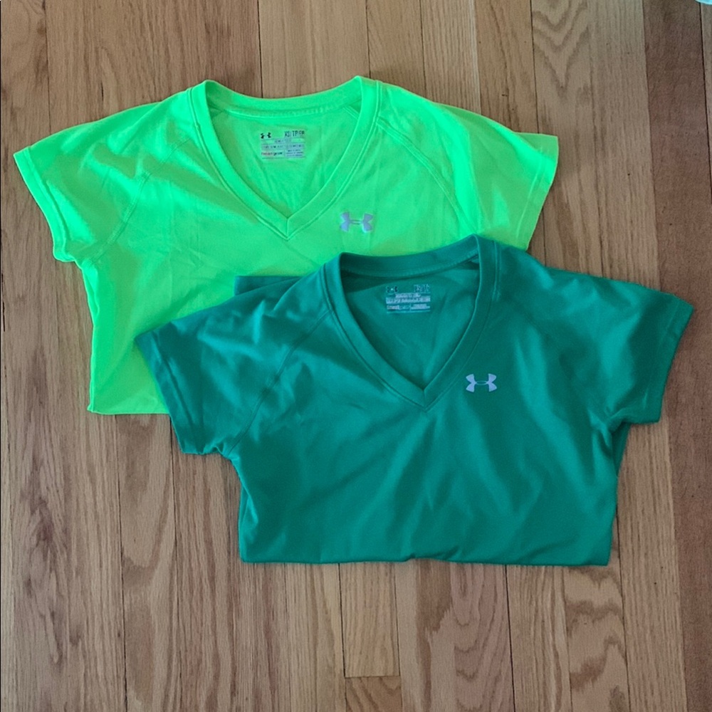 Under Armour short sleeve top bundle